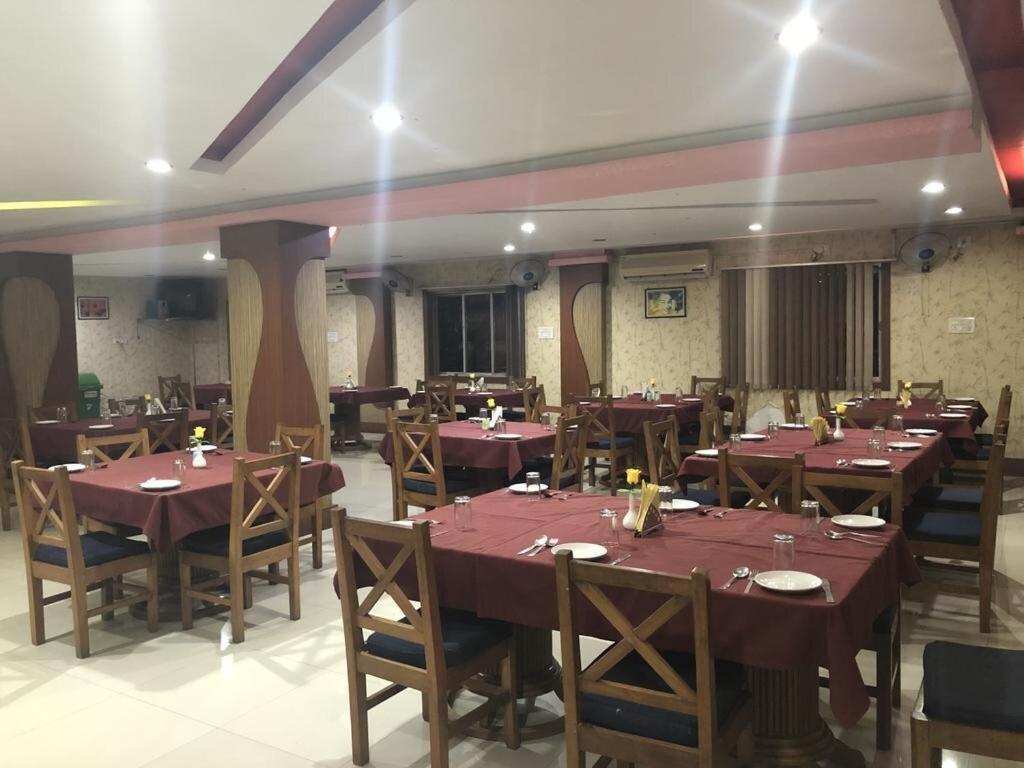 Hotel Nandanik Palace Fālākāta Bagian luar foto