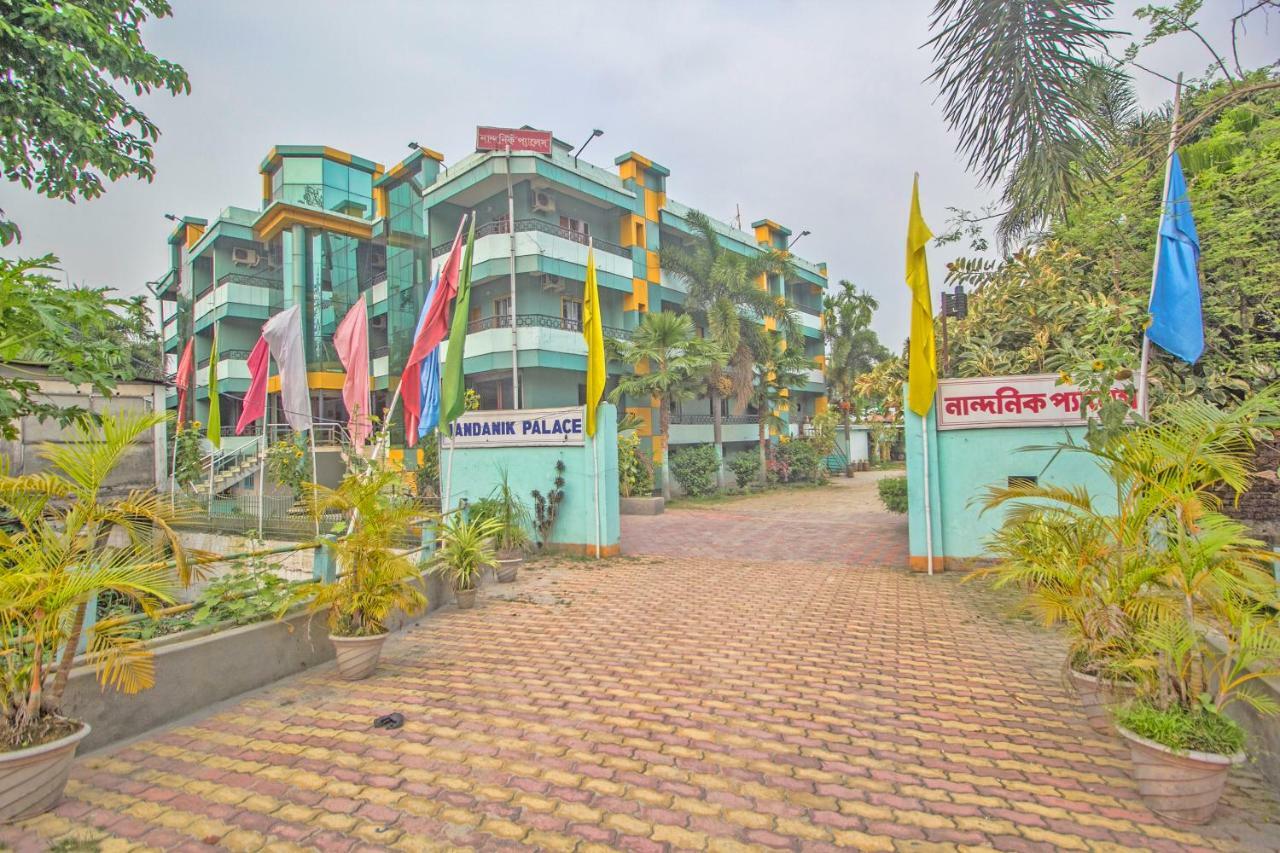 Hotel Nandanik Palace Fālākāta Bagian luar foto