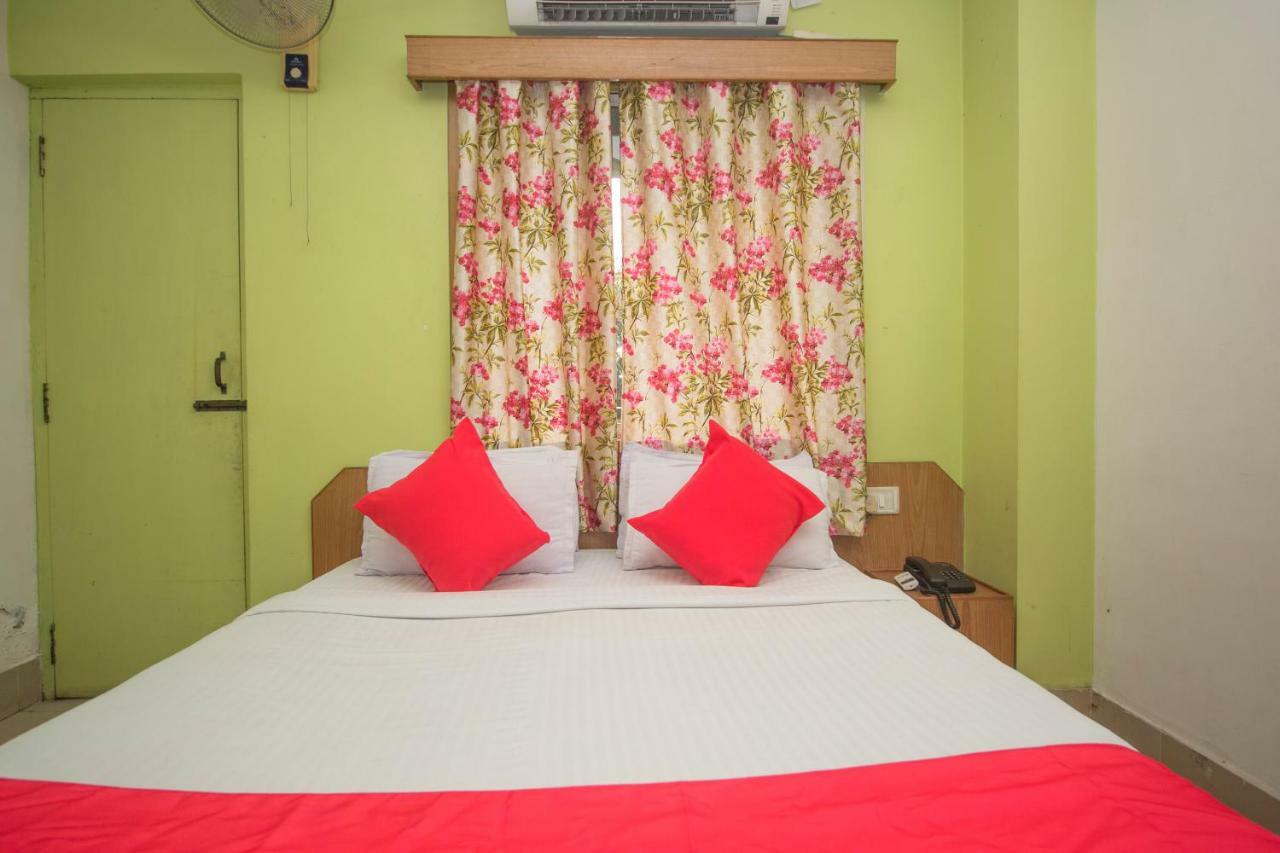 Hotel Nandanik Palace Fālākāta Bagian luar foto