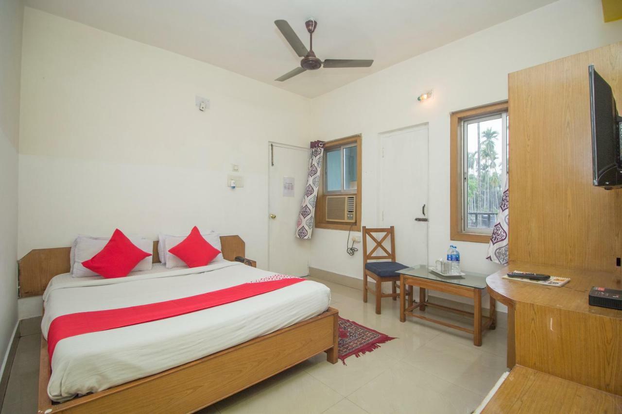 Hotel Nandanik Palace Fālākāta Bagian luar foto