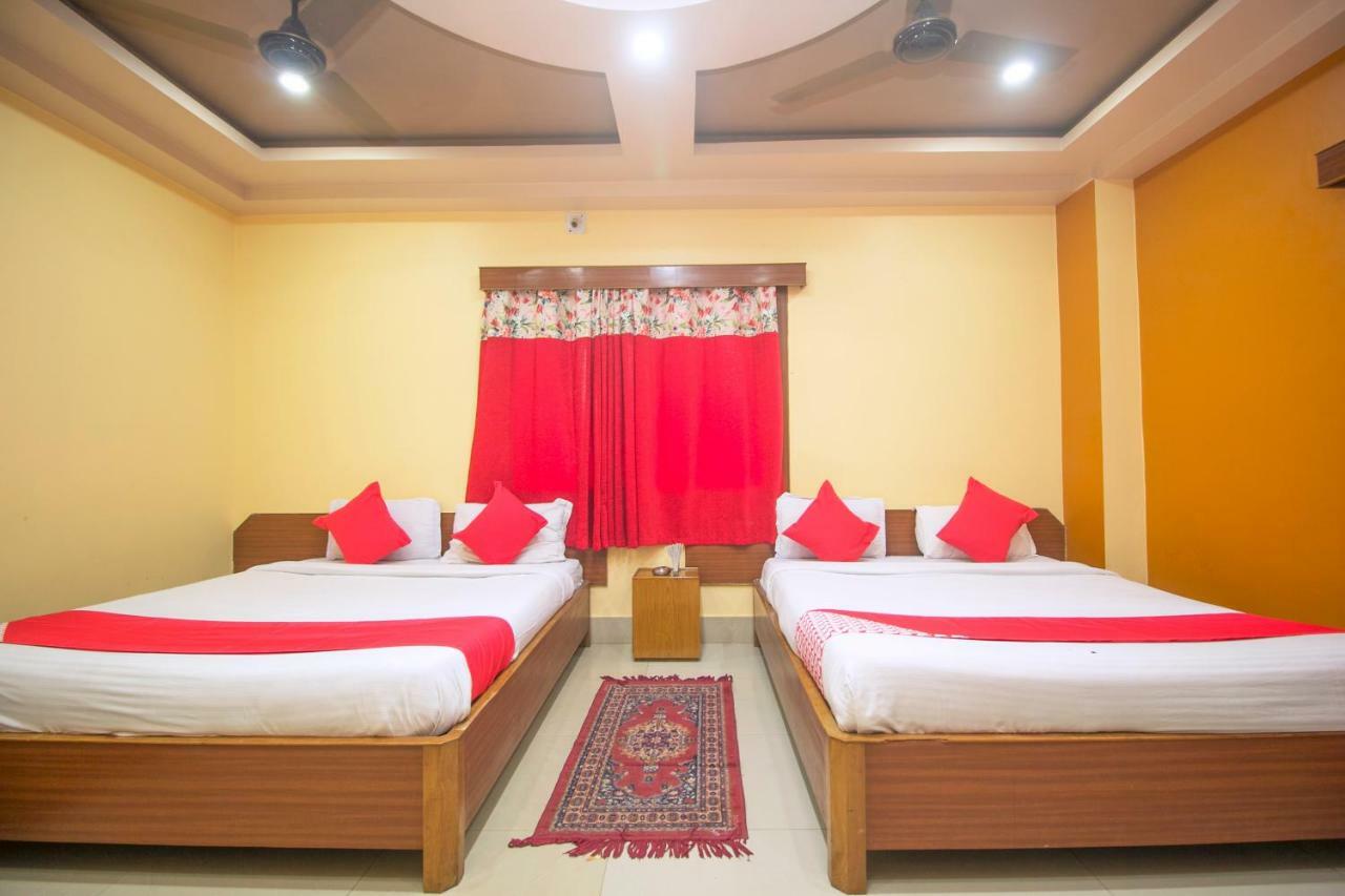 Hotel Nandanik Palace Fālākāta Bagian luar foto